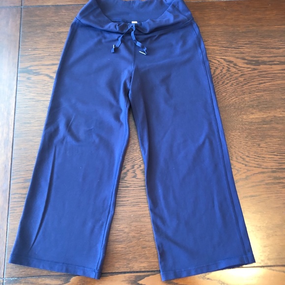 Lululemon Crops - Picture 2 of 7